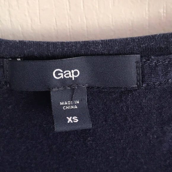 Navy blue v neck jersey shirt with flower detail - Picture 2 of 5